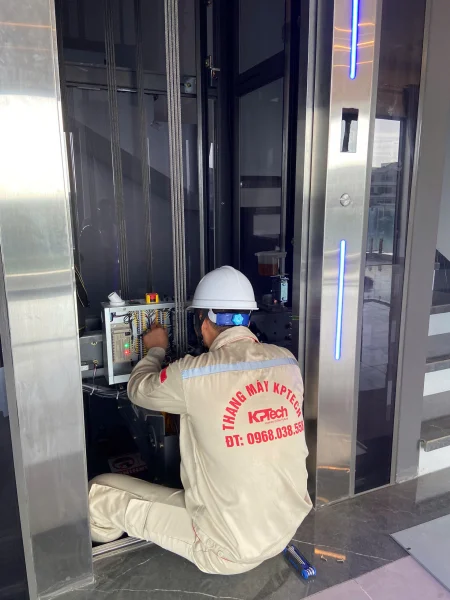 Thang máy có cần kiểm định định kỳ không? Quy định mới nhất 2025